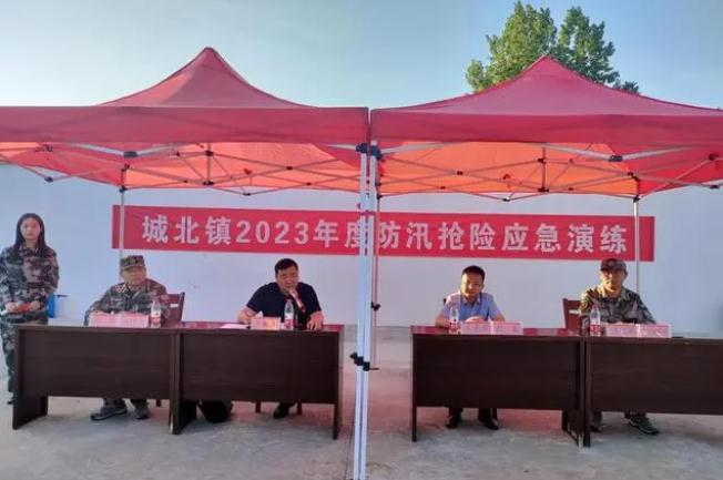 “汛”速行動，以練筑防！金安區(qū)城北鎮(zhèn)開展防汛搶險應(yīng)急演練